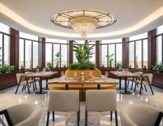 Modernes Ambiente im Restaurant im Almanac X Alcron Prague