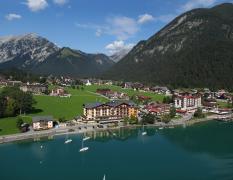 Hotel Post am See Blick auf das Hotel Post am See aus der Vogelperspektive