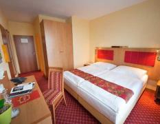 Maxmilian Lifestyle Resort