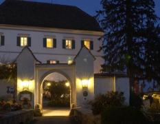 Schloss Kapfenstein &amp; Weingut Winkler-Hermaden